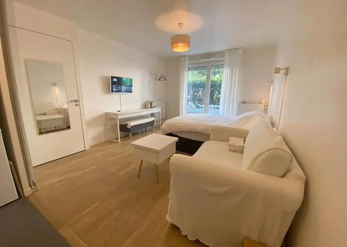 Grande Chambre Avec Cuisine Privee